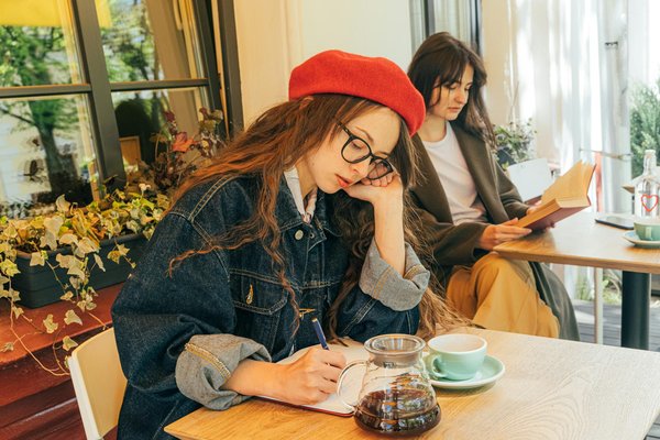 Découvrez où acheter vos billets pour la Biennale de Lyon et leurs tarifs