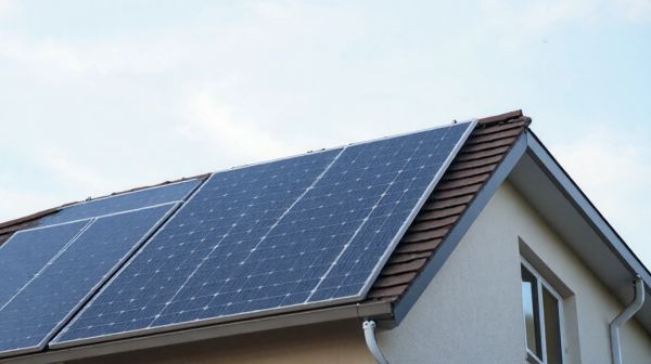 Top 5 astuces pour économiser grâce aux panneaux solaires
